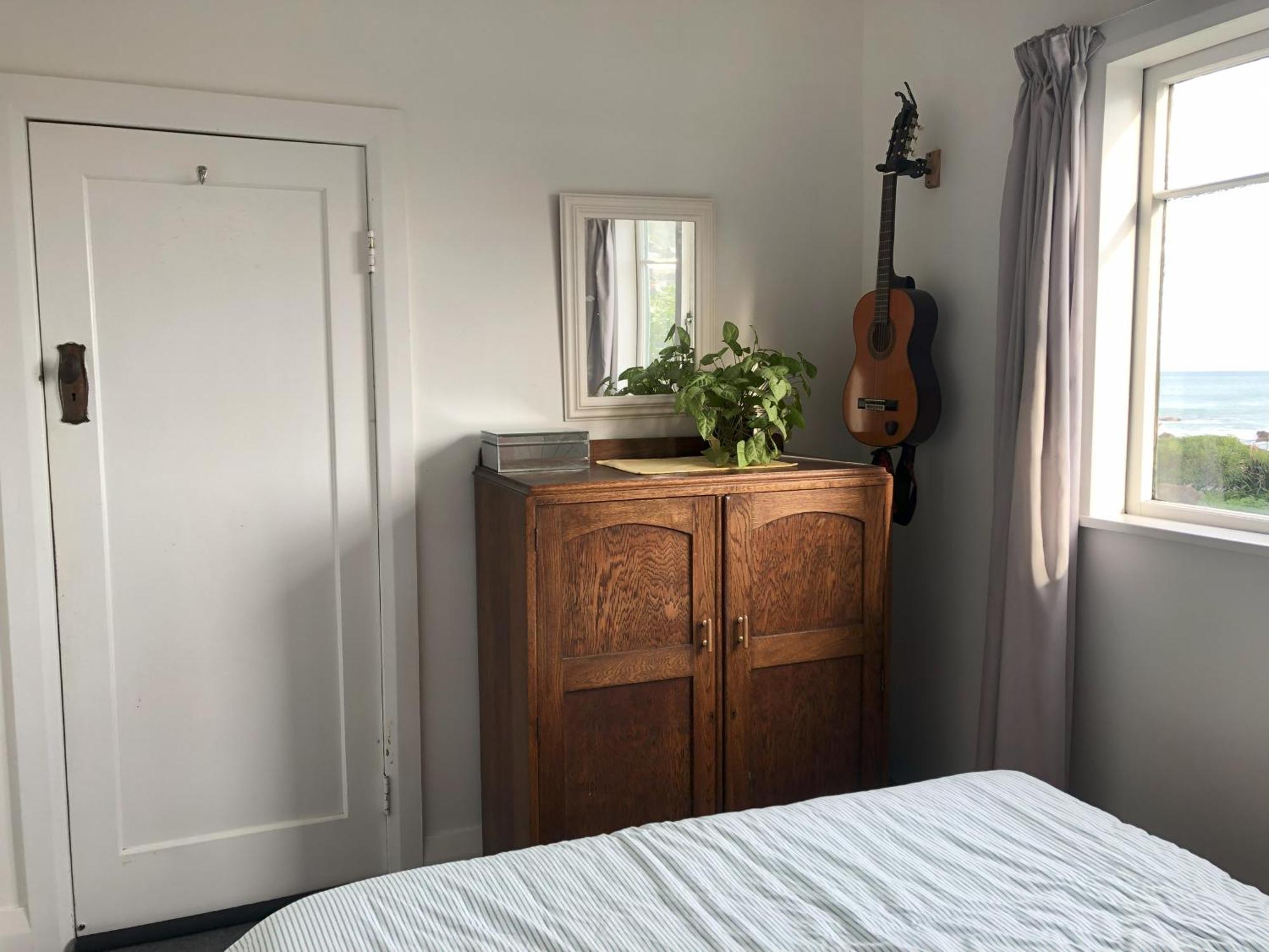 Seafront Haven In Island Bay With Deck, Outdoor Bath, And Parking Appartement Wellington Buitenkant foto